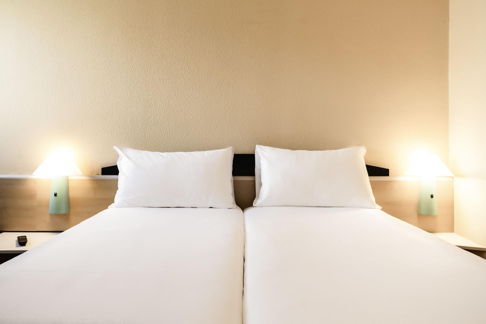Hotel Ibis Эвора Экстерьер фото