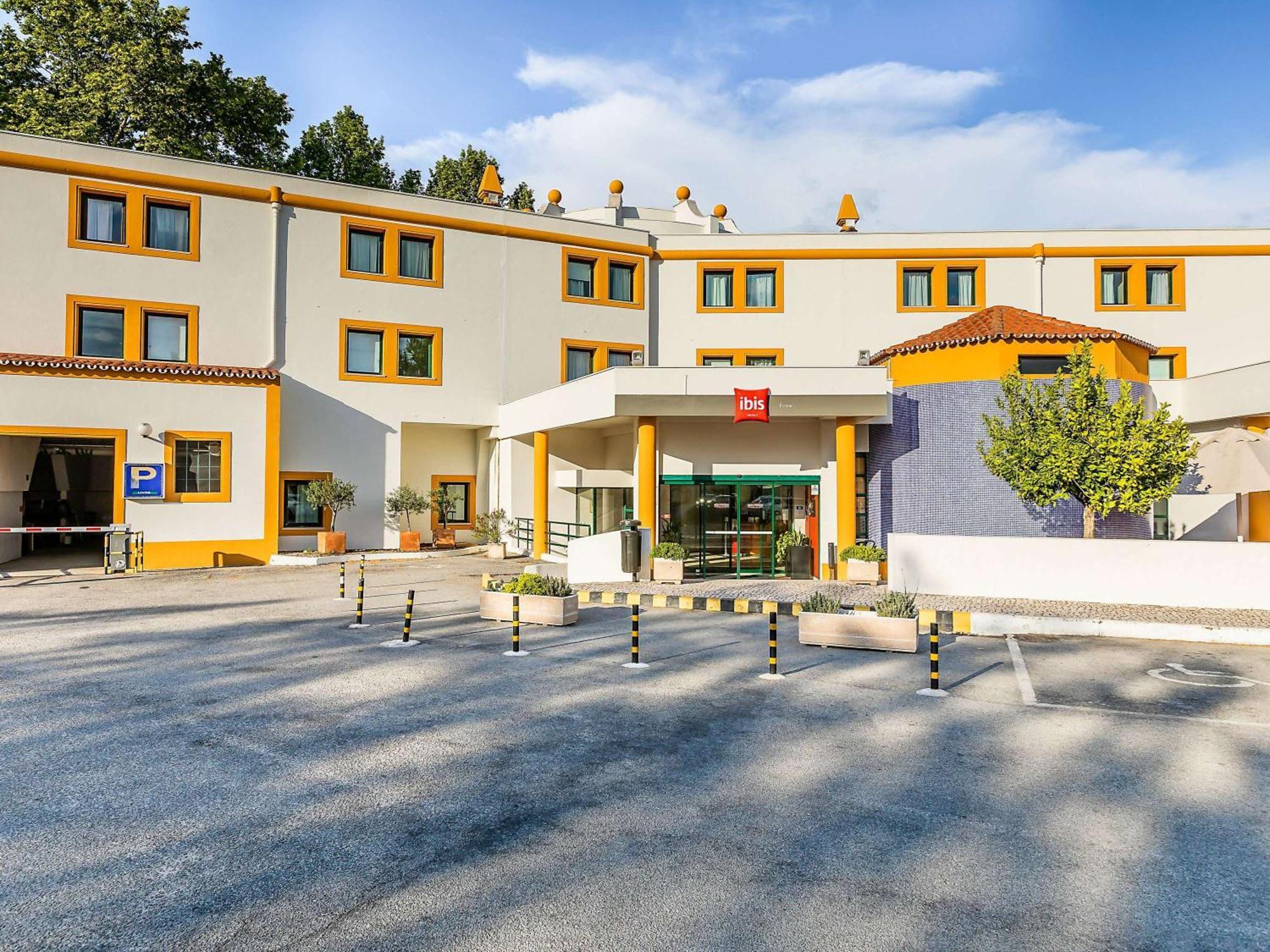 Hotel Ibis Эвора Экстерьер фото